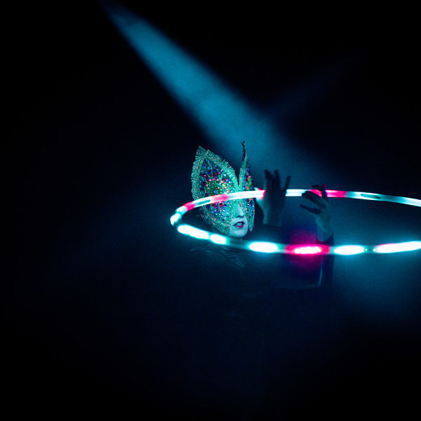 Orfelia - Stunning LED hula hoop performance