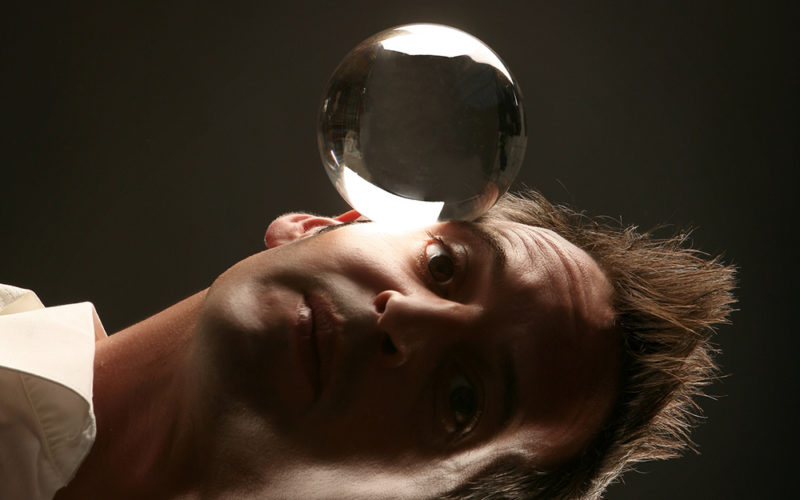 Matt Hennem Liquid Crystal - Contact juggler